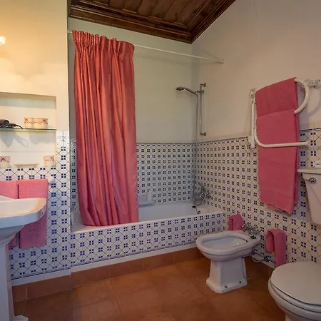 Paco De Lanheses 펜션 *