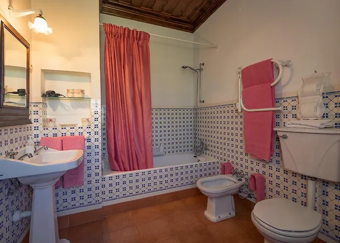 兰西斯宫旅馆 度假居 *