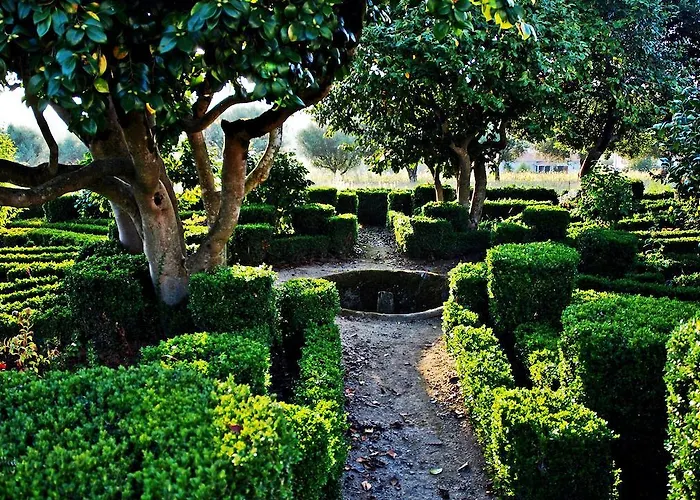 兰西斯宫旅馆 度假居 *