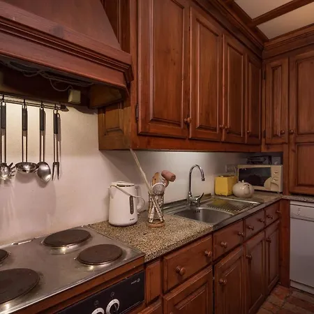 Paco De Lanheses Lanhezes