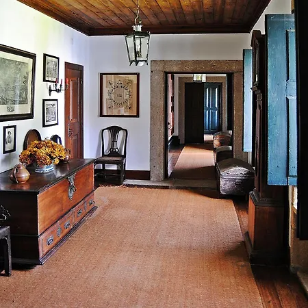Paço De Lanheses *